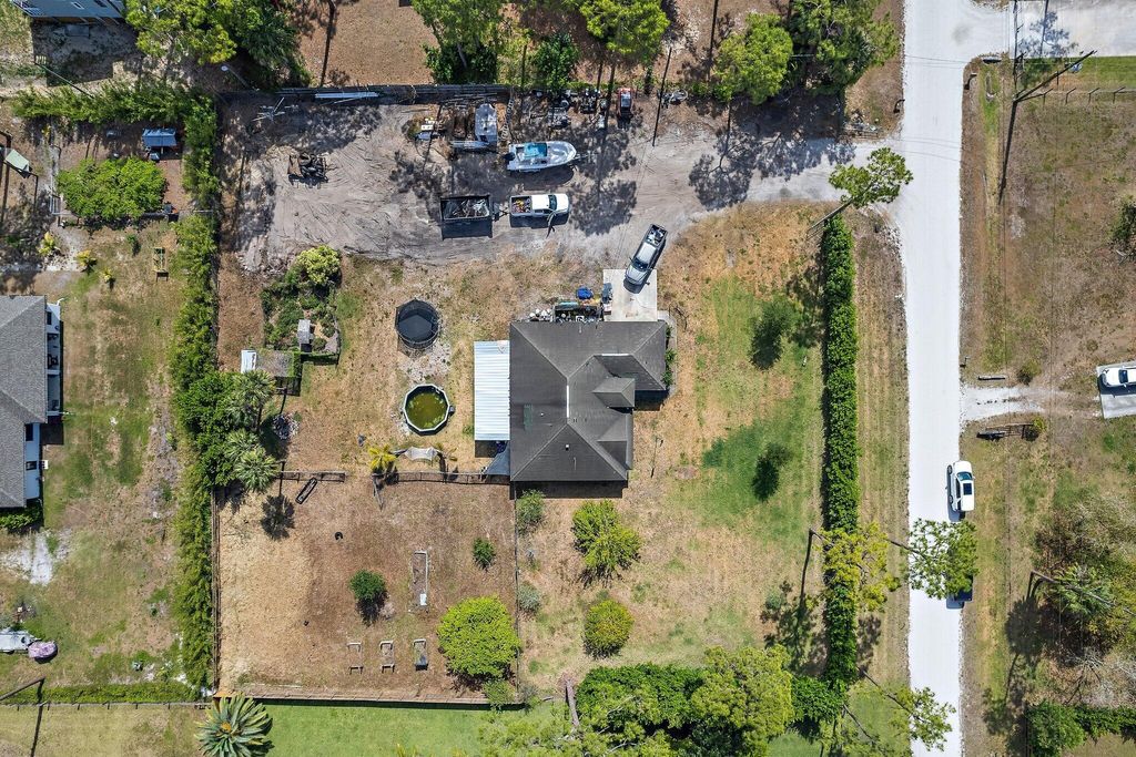 Photo of 17875 93rd Road N, Loxahatchee, FL 33470 (MLS # R11086524)