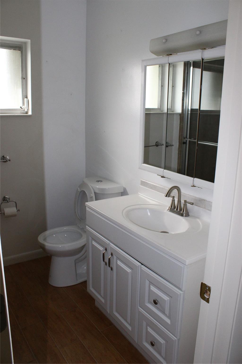 Cresthaven Villas Condo 0 - Residential Lease