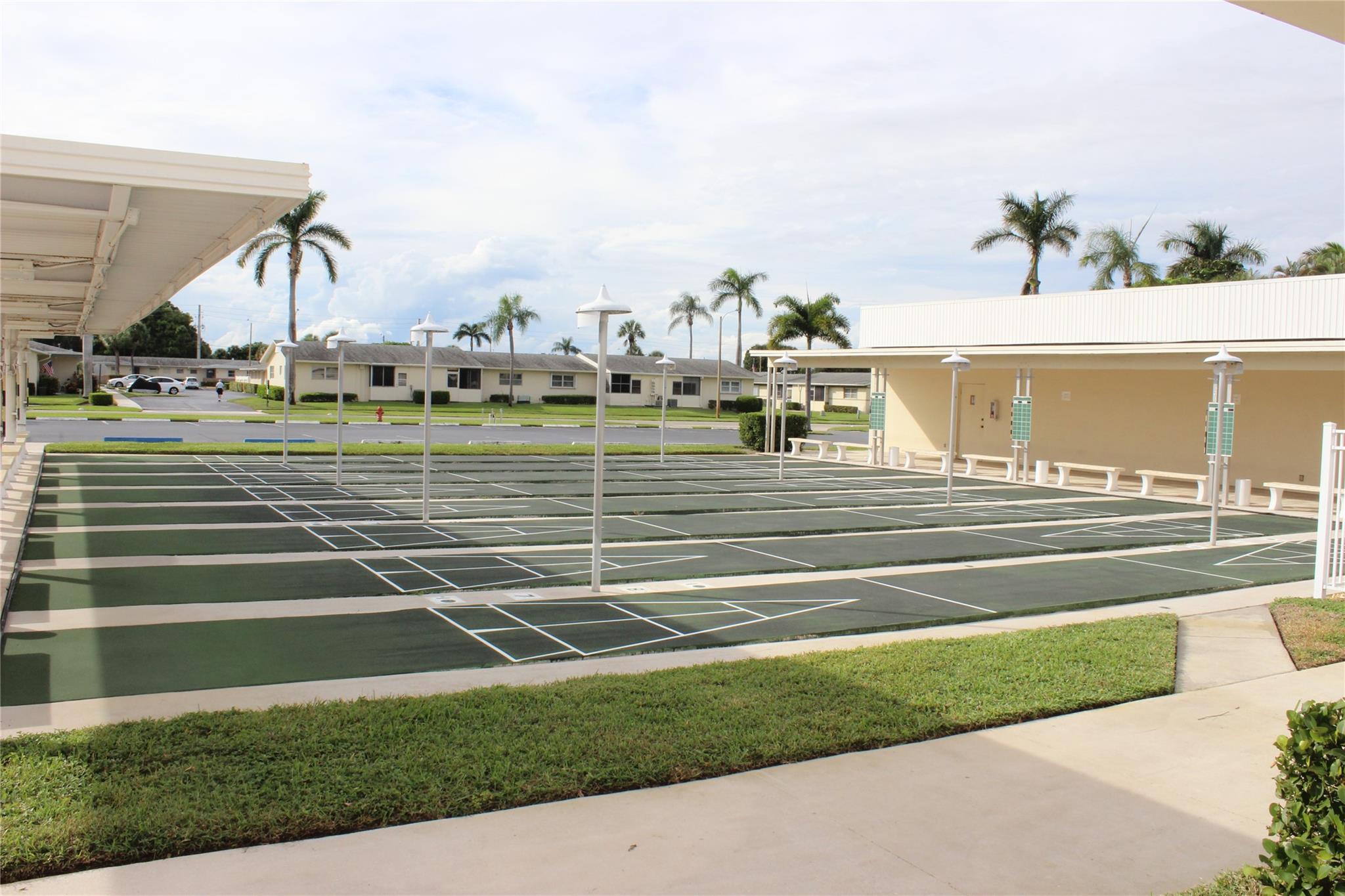 Cresthaven Villas Condo 0 - Residential Lease