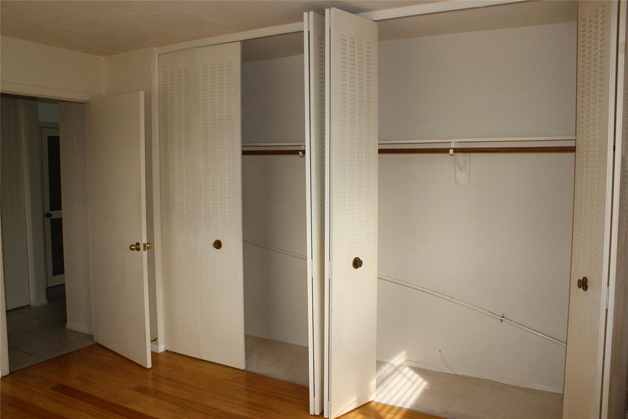 Cresthaven Villas Condo 0 - Residential Lease