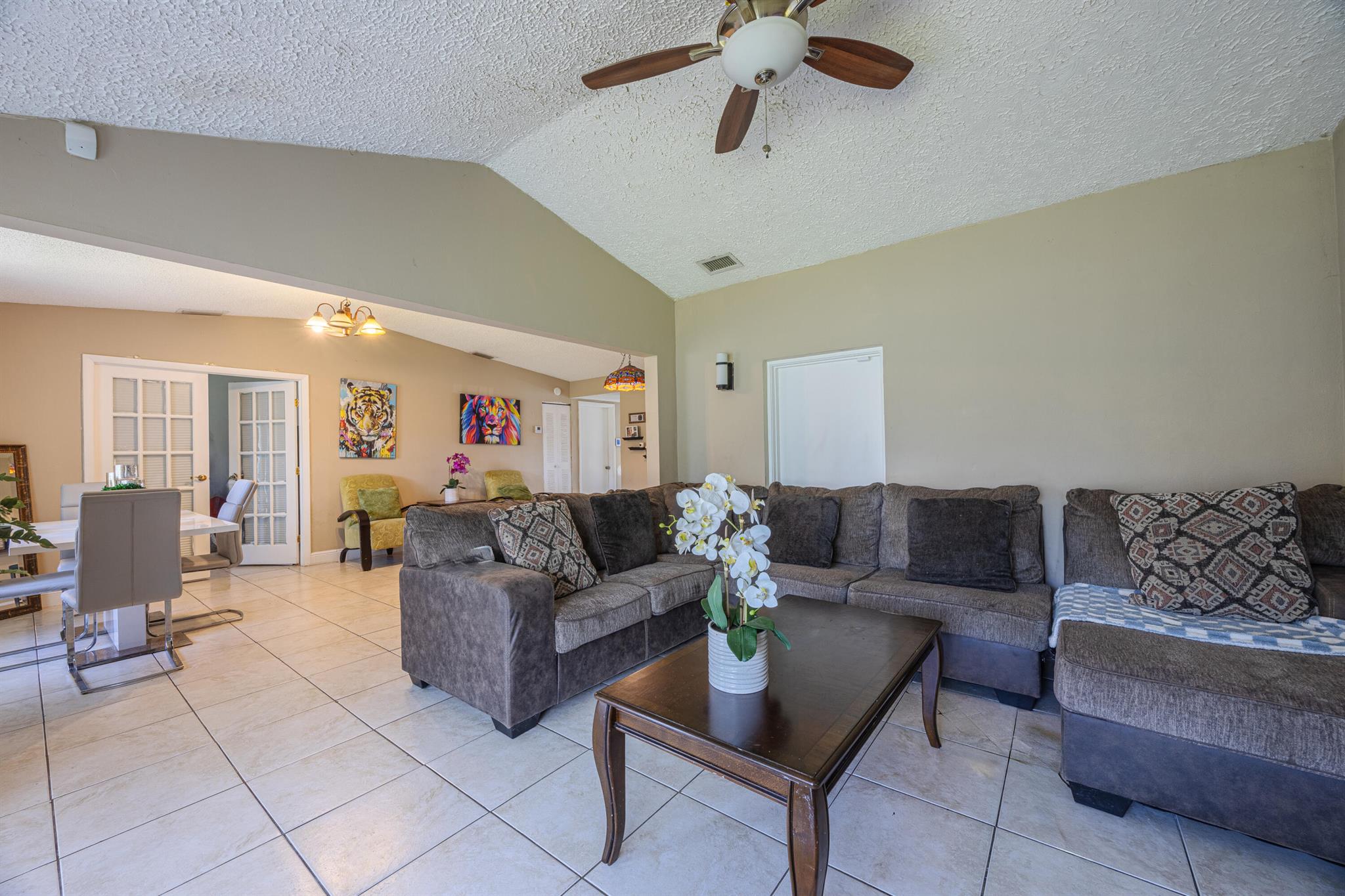 LAKEWOOD ON THE GREEN SEC - Residential