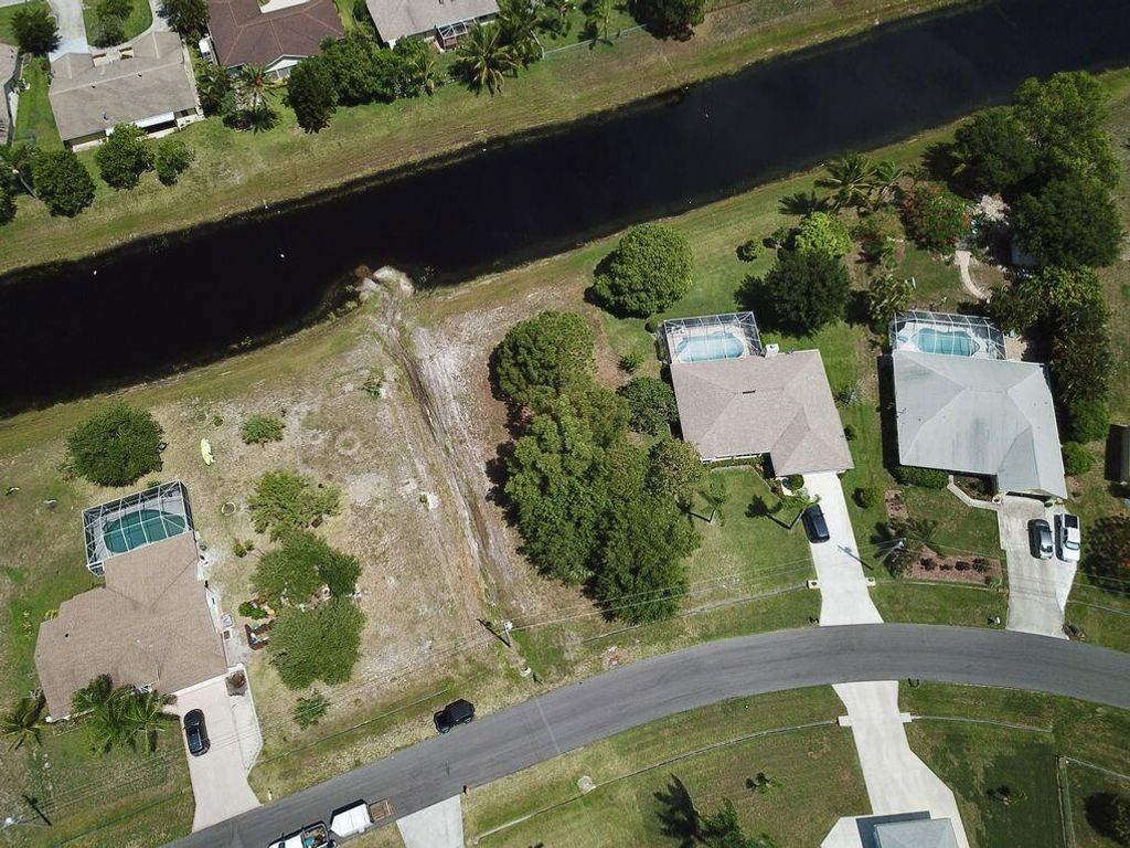 Photo of 2517 SE Lyman Circle Cir, Port St Lucie, FL 34952 (MLS # R10771729)