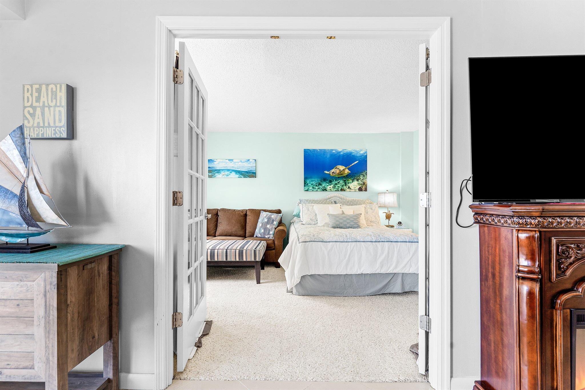 AMBASSADORS V NORTH CONDO - Residential Lease