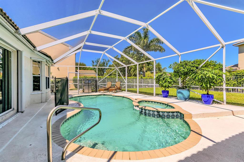 WINSTON TRAILS PAR 3 - Residential