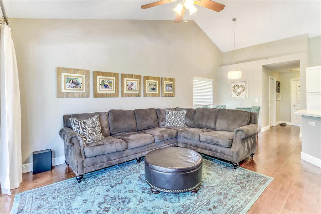 WINSTON TRAILS PAR 3 - Residential