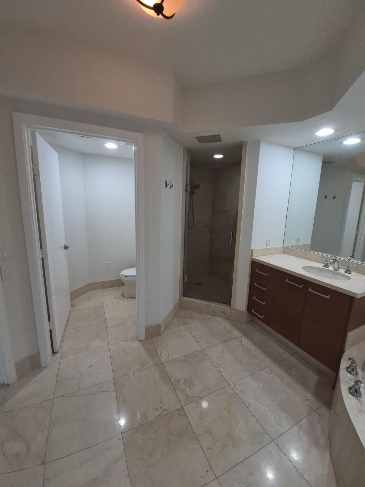 3630 Gardens Parkway 1004c