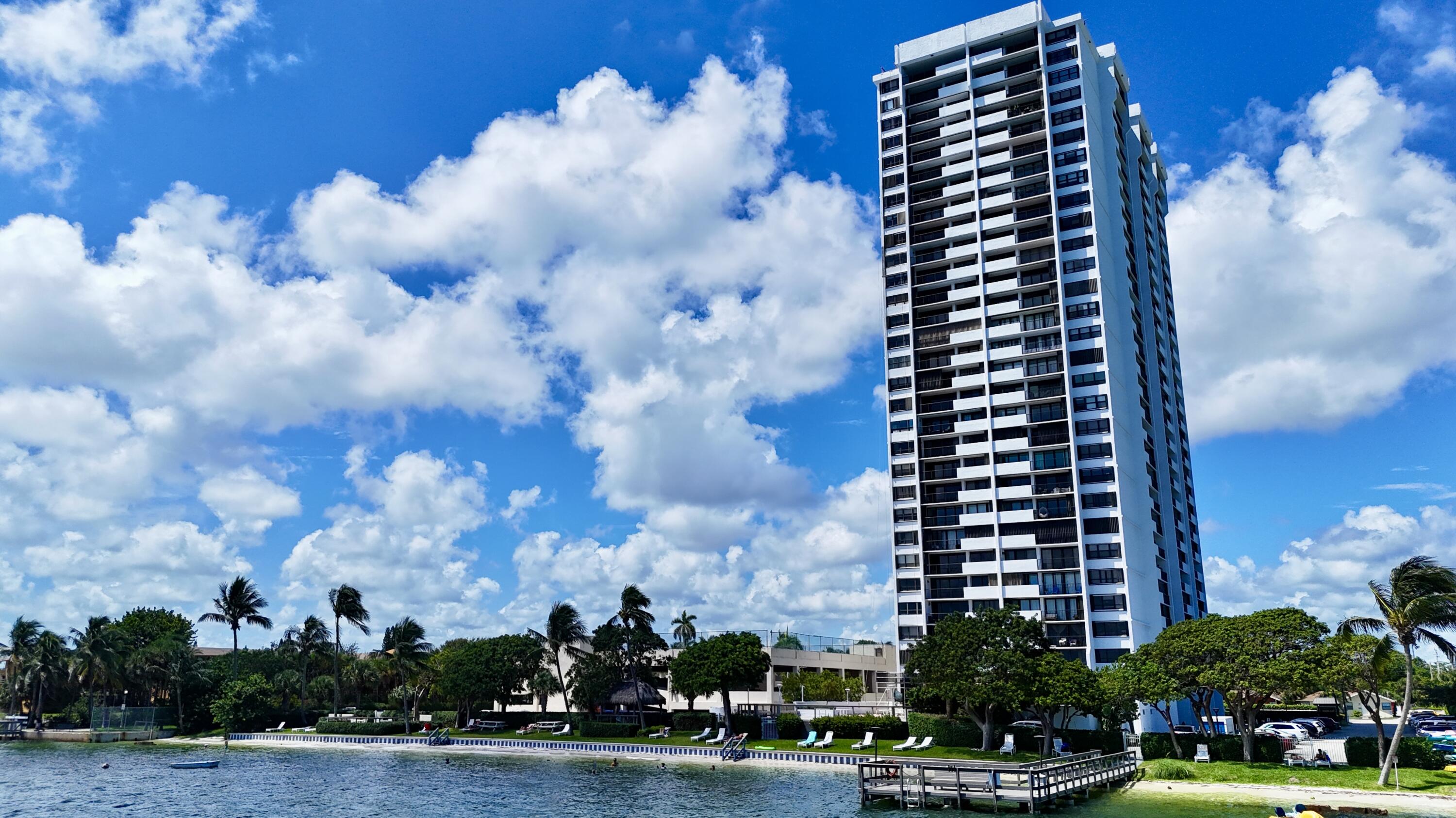 PALM BEACH HOUSE CONDO - Residential Lease