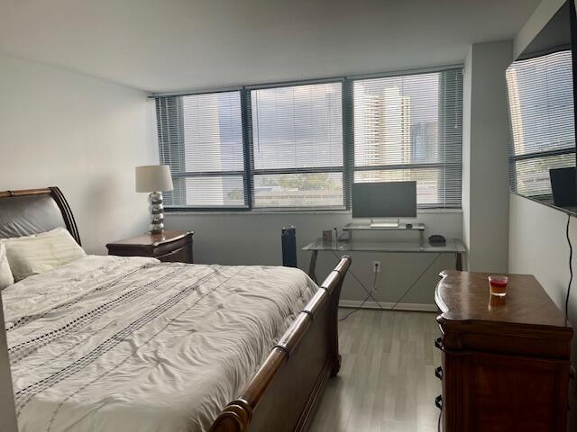 PALM BEACH HOUSE CONDO - Residential Lease