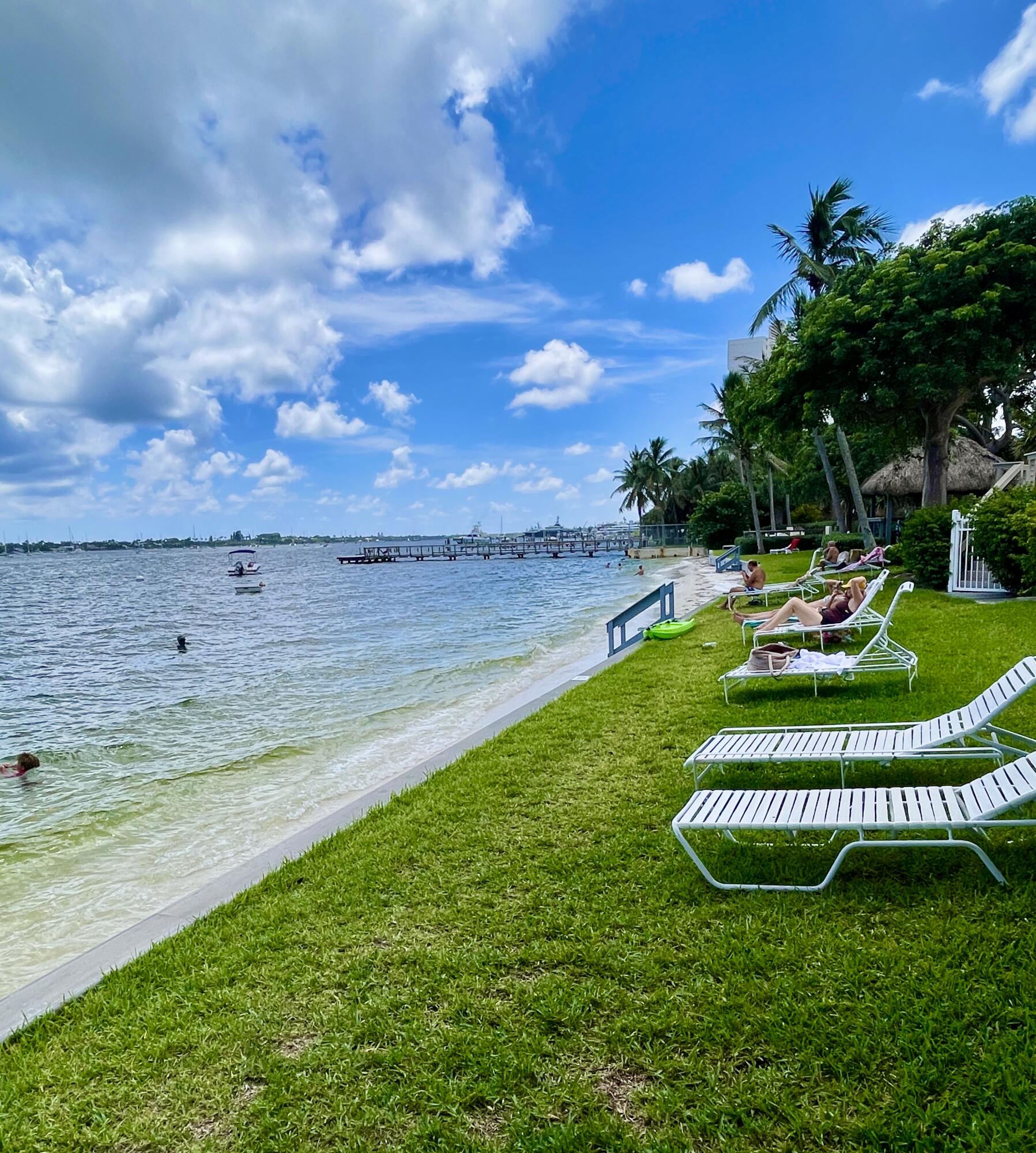 PALM BEACH HOUSE CONDO - Residential Lease