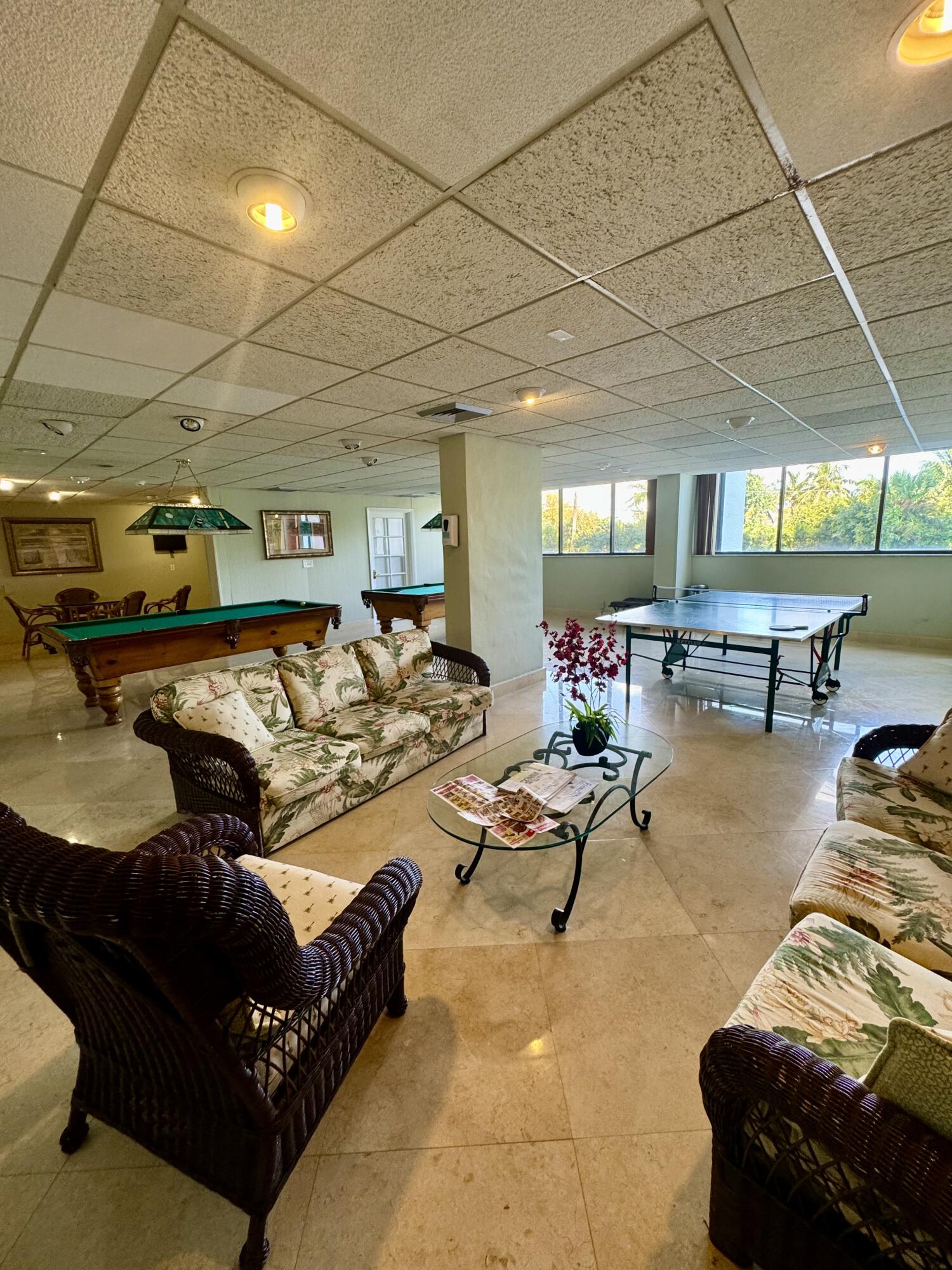 PALM BEACH HOUSE CONDO - Residential Lease