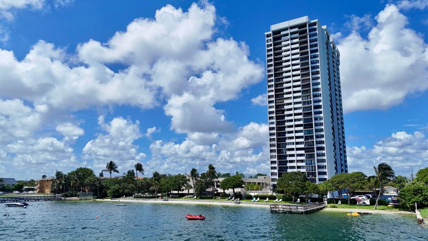 Come Home to beautiful water views, Bright and spacious, 2 BR/2BA condo with enlarged master bedroom ,brand new hurricane slider doors, and offered unfurnished or partially furnished. The living room has large porcelain tile and wood laminate in bedrooms.FREE basic cable, internet , and water included.  Enjoy resort style amenities including a 24 hour manned gate and lobby, private beach, fitness center , saltwater pool, gaming room, and dock for fishing.  Ideally located just minutes to downtown, Clematis shops, restaurants, entertainment, and PBI​​‌​​​​‌​‌​​​‌‌​​​‌‌‌​​‌​​‌‌​​​​ 
Airport!