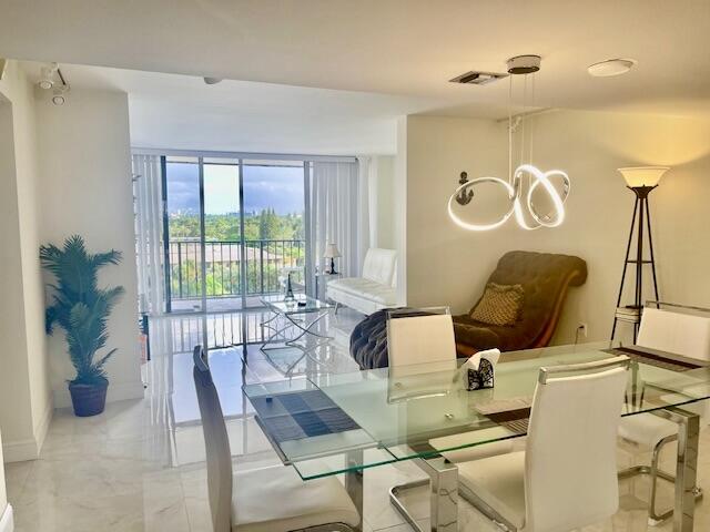 PALM BEACH HOUSE CONDO - Residential Lease