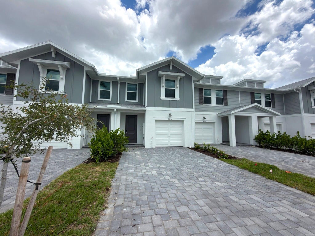 Photo of 13037 SW FORLI Way, Port Saint Lucie, FL 34987 (MLS # B26074257)