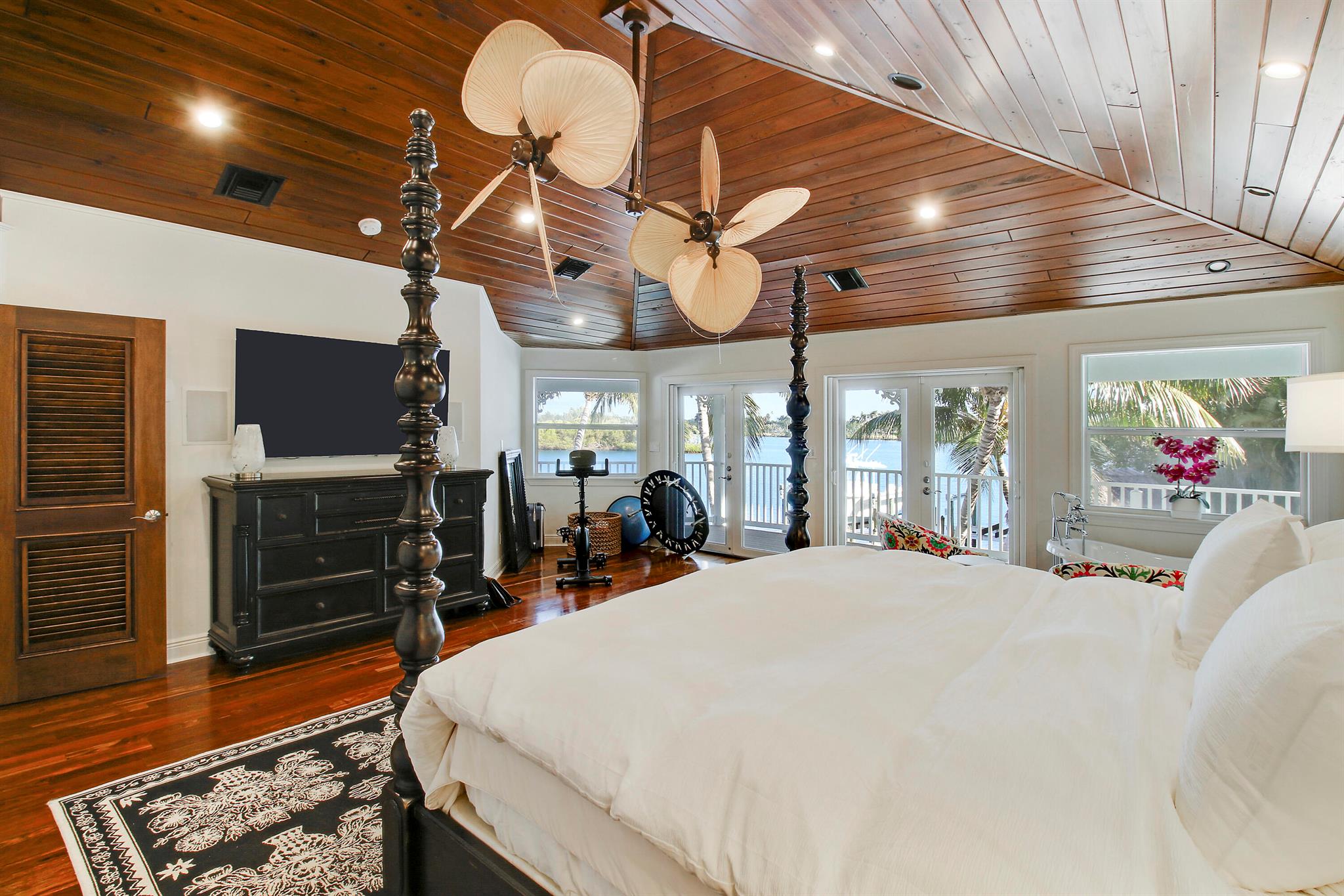 Gomez Grant W/O RVR - Residential