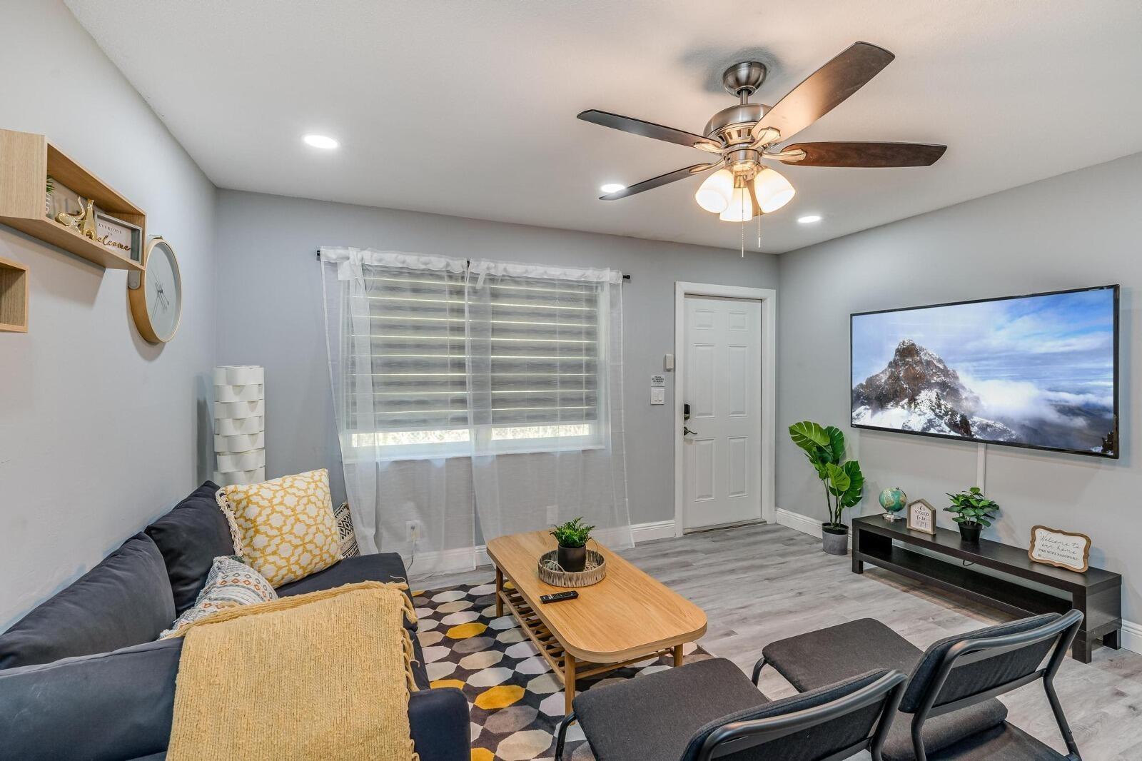 OAK GROVE - Residential Lease