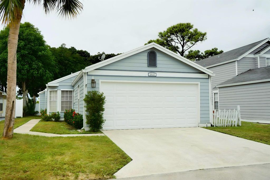 Photo of 5622 Dewberry Way, West Palm Beach, FL 33415 (MLS # R10933565)