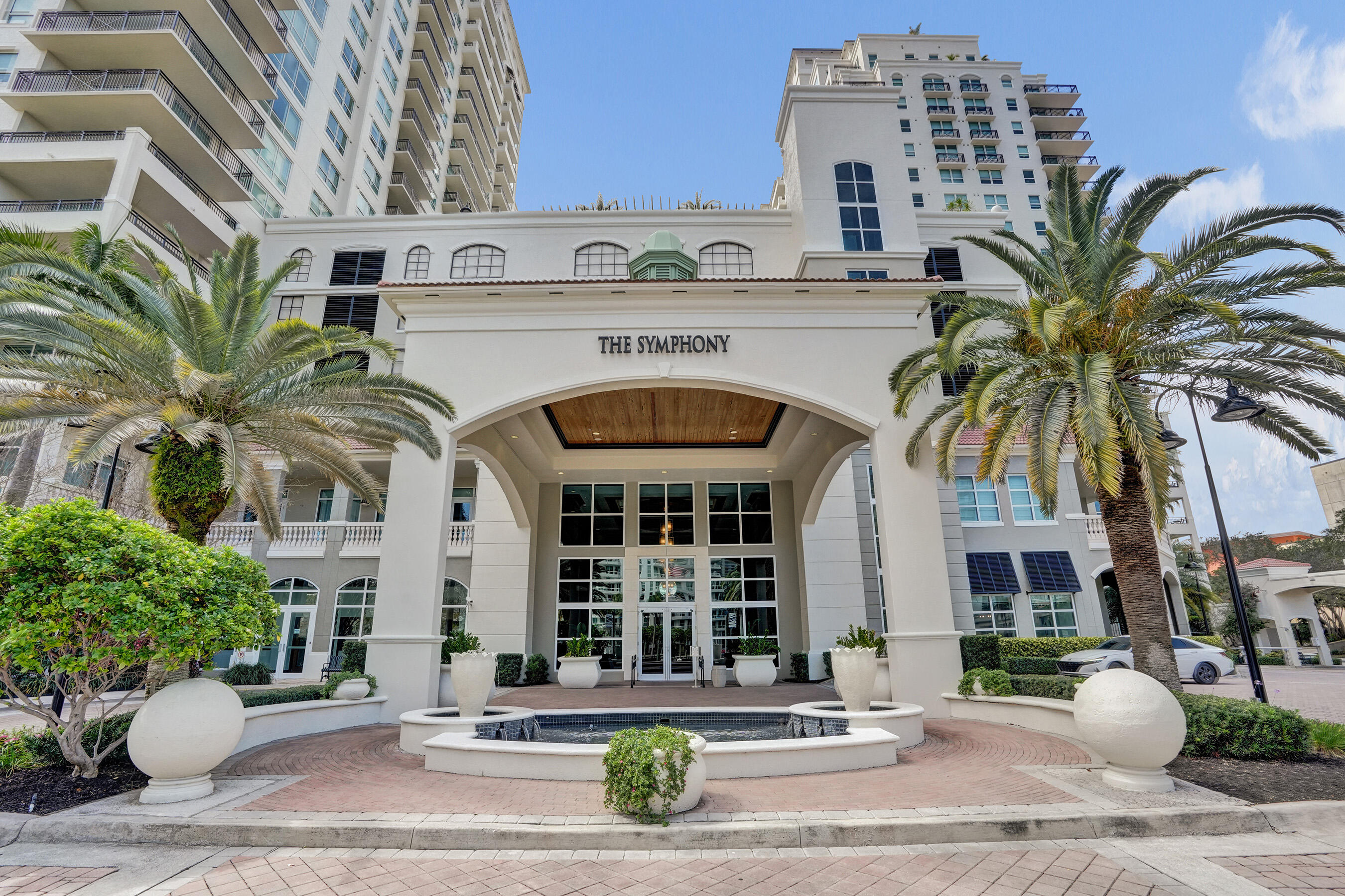 SYMPHONY SOUTH CONDO - Residential