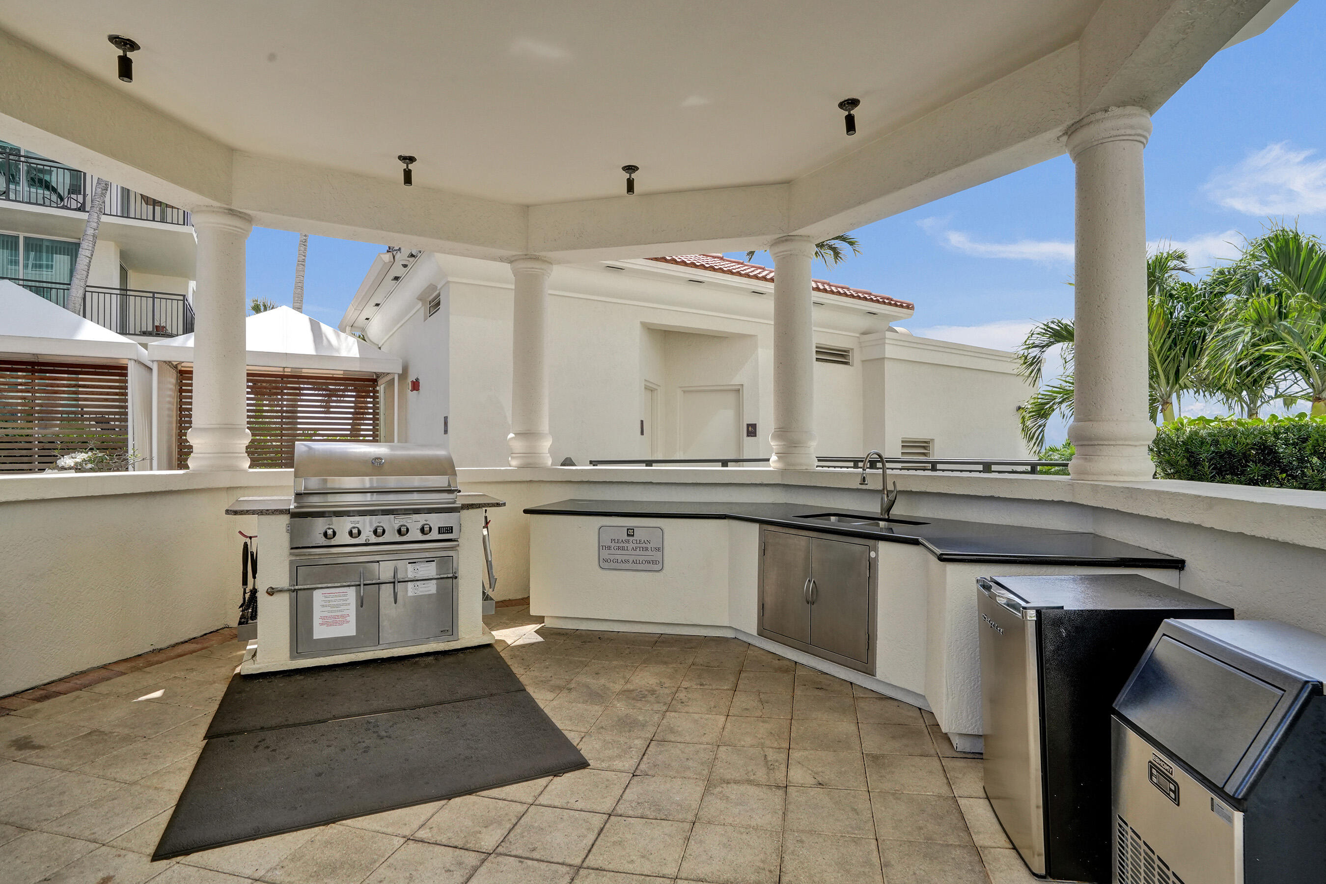 SYMPHONY SOUTH CONDO - Residential