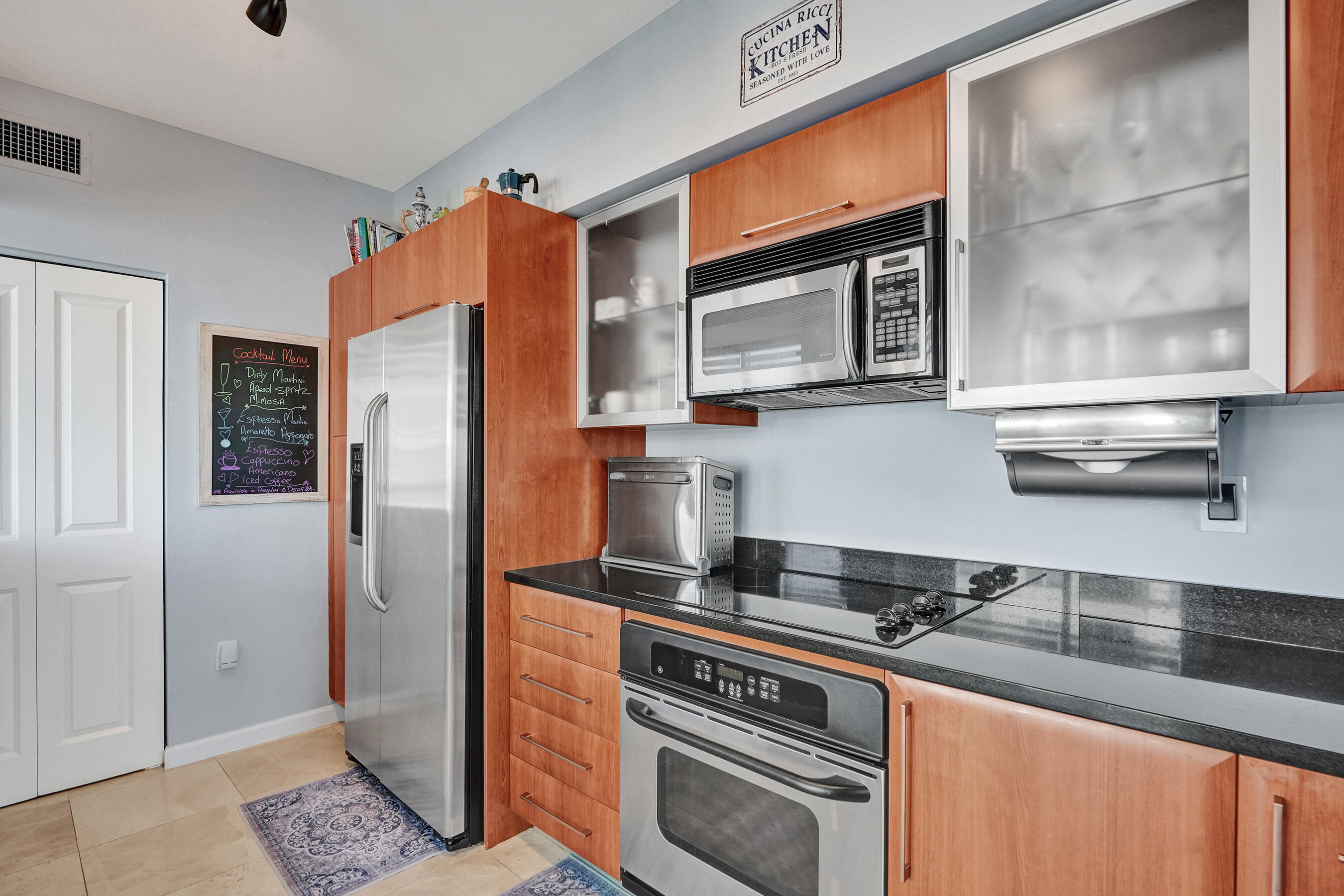 SYMPHONY SOUTH CONDO - Residential