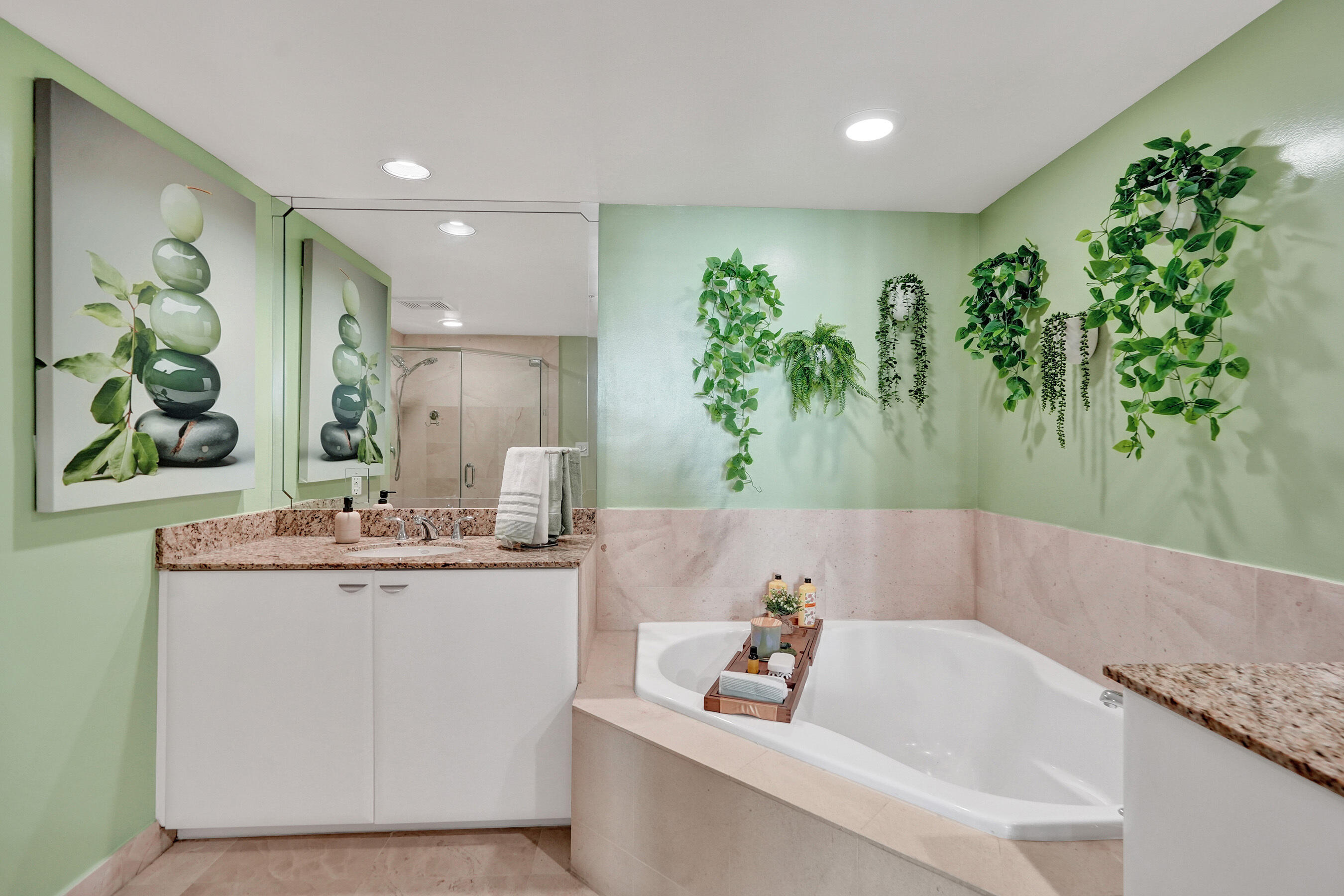 SYMPHONY SOUTH CONDO - Residential