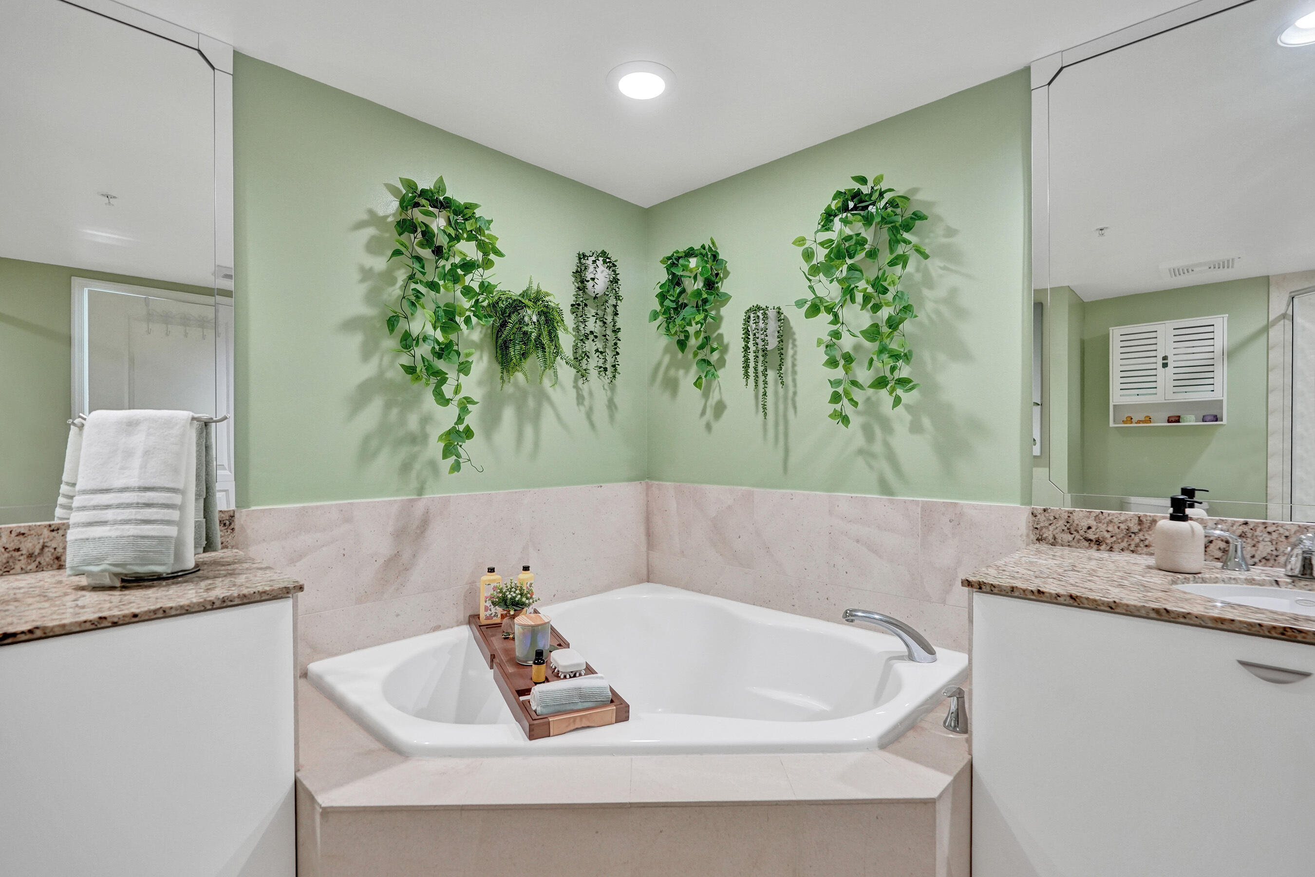 SYMPHONY SOUTH CONDO - Residential