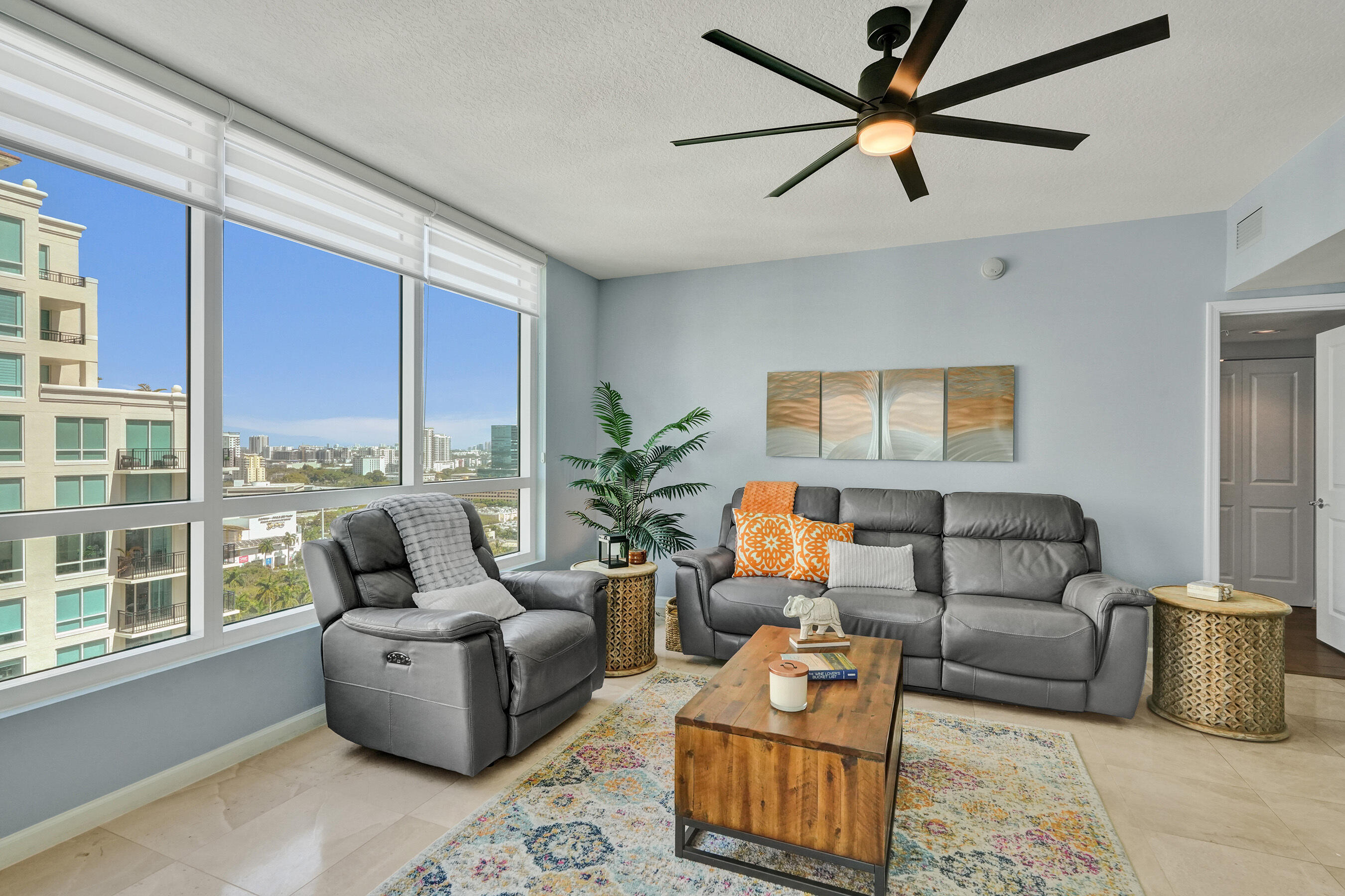 SYMPHONY SOUTH CONDO - Residential