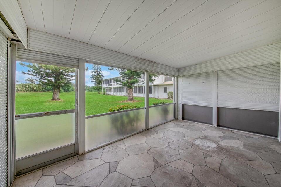 PINES OF DELRAY NORTH CONDO - Residential Lease