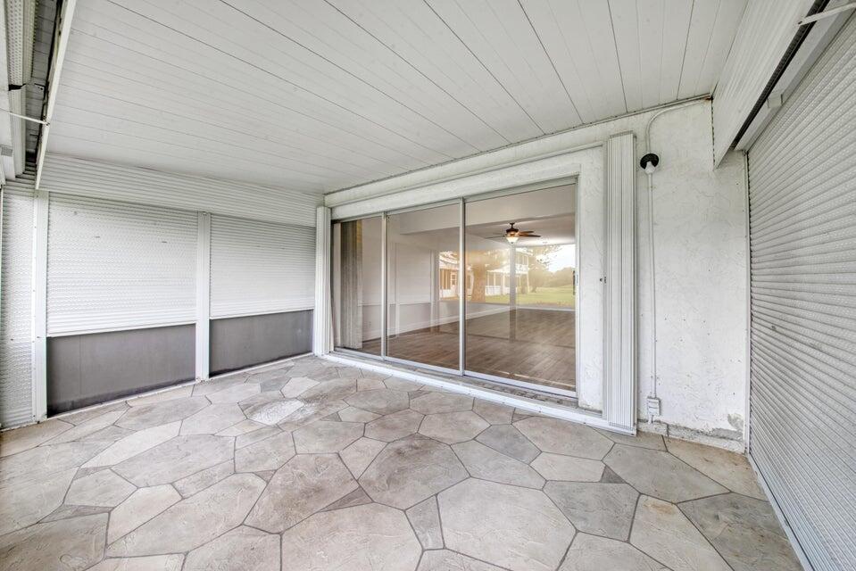 PINES OF DELRAY NORTH CONDO - Residential Lease