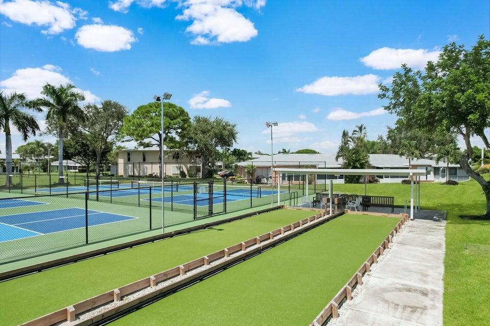 PINES OF DELRAY NORTH CONDO - Residential Lease