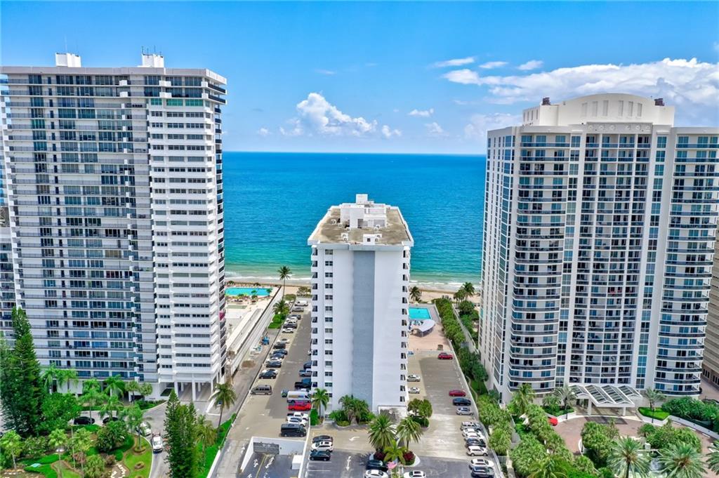 GALT TOWERS - Residential