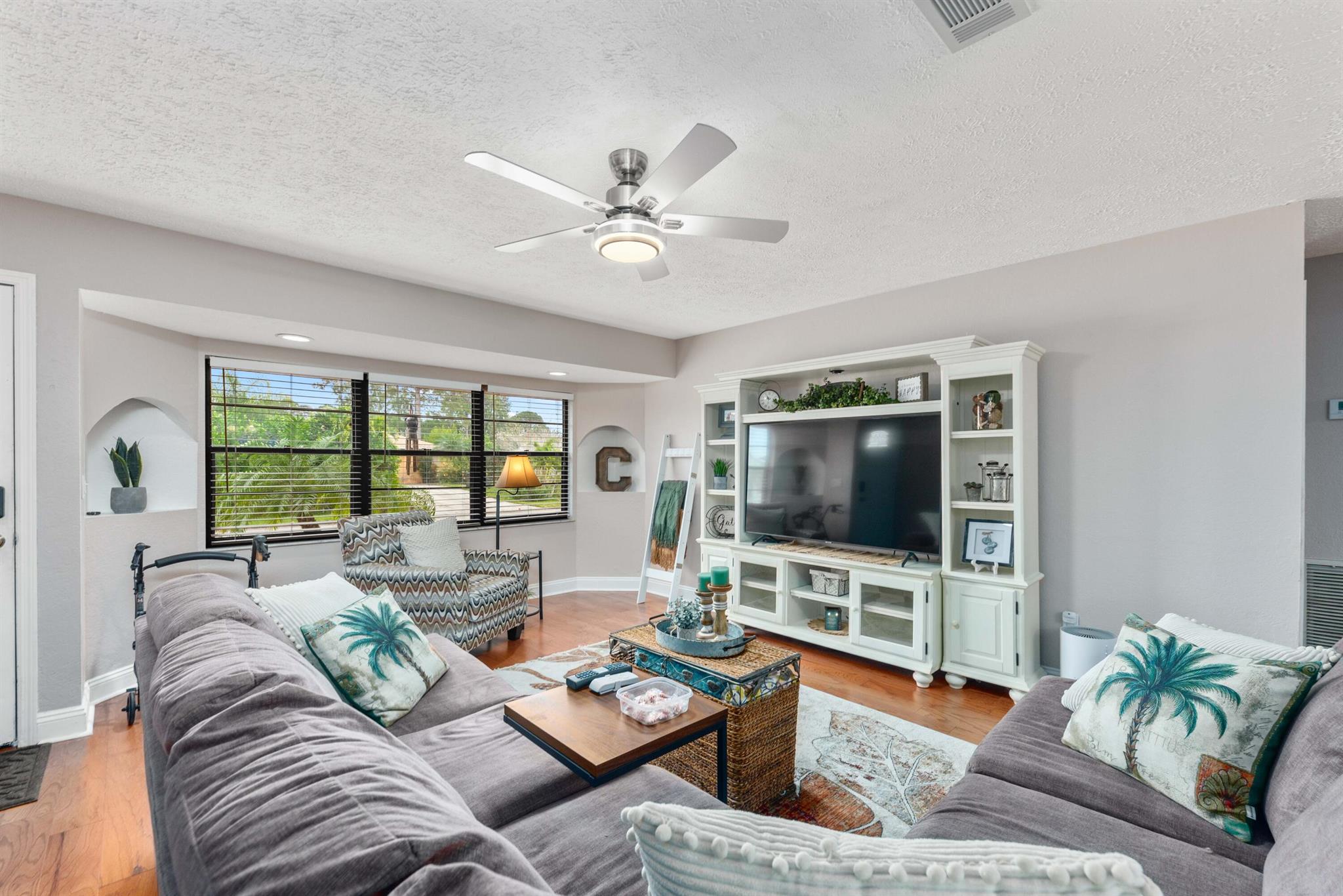 PORT ST LUCIE SECTION 13 - Residential