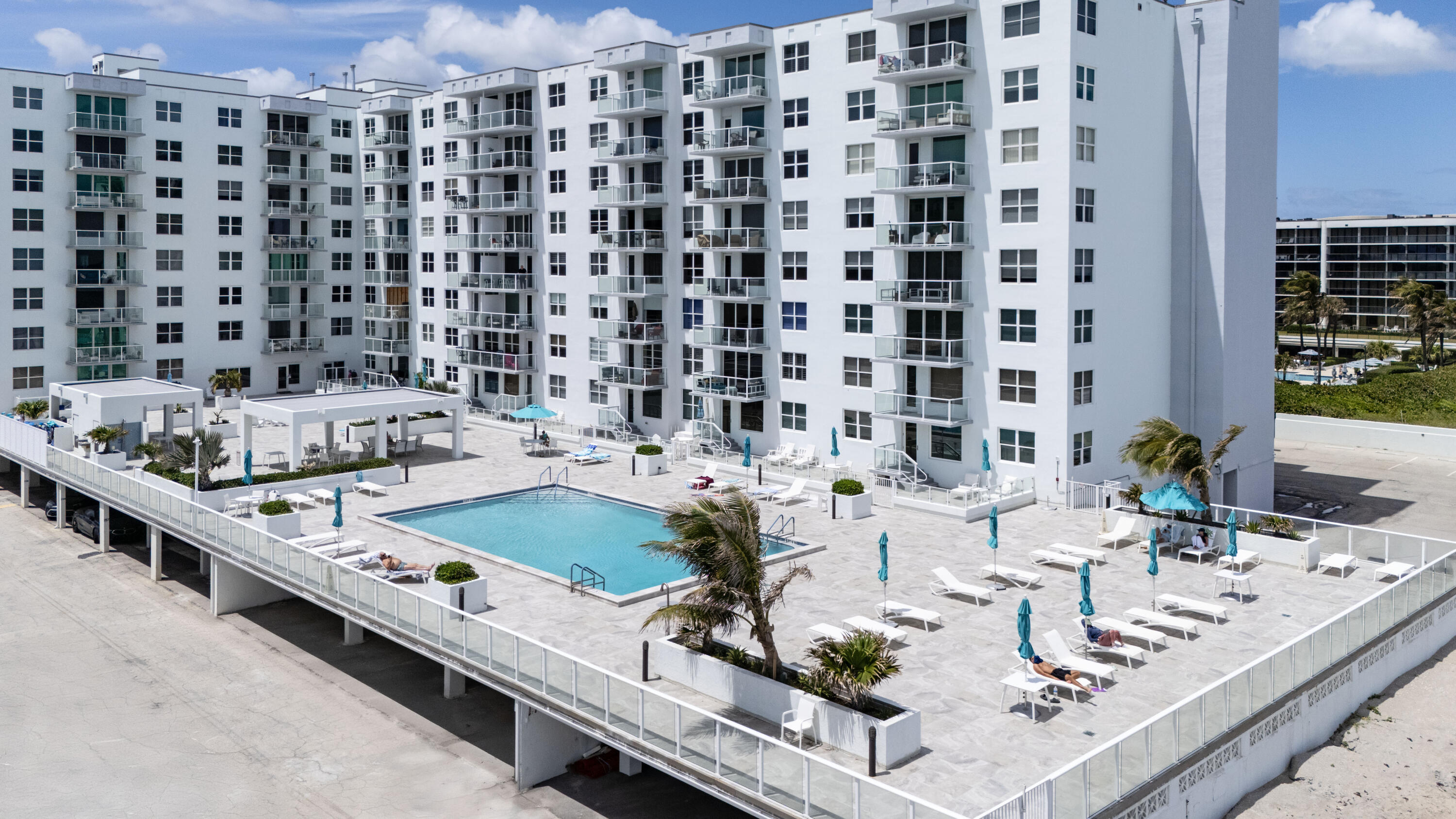 PATRICIAN OF PALM BEACH CONDO - Residential