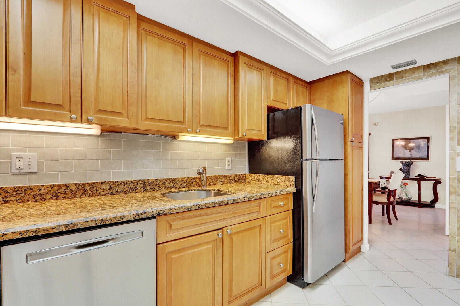 PATRICIAN OF PALM BEACH CONDO - Residential