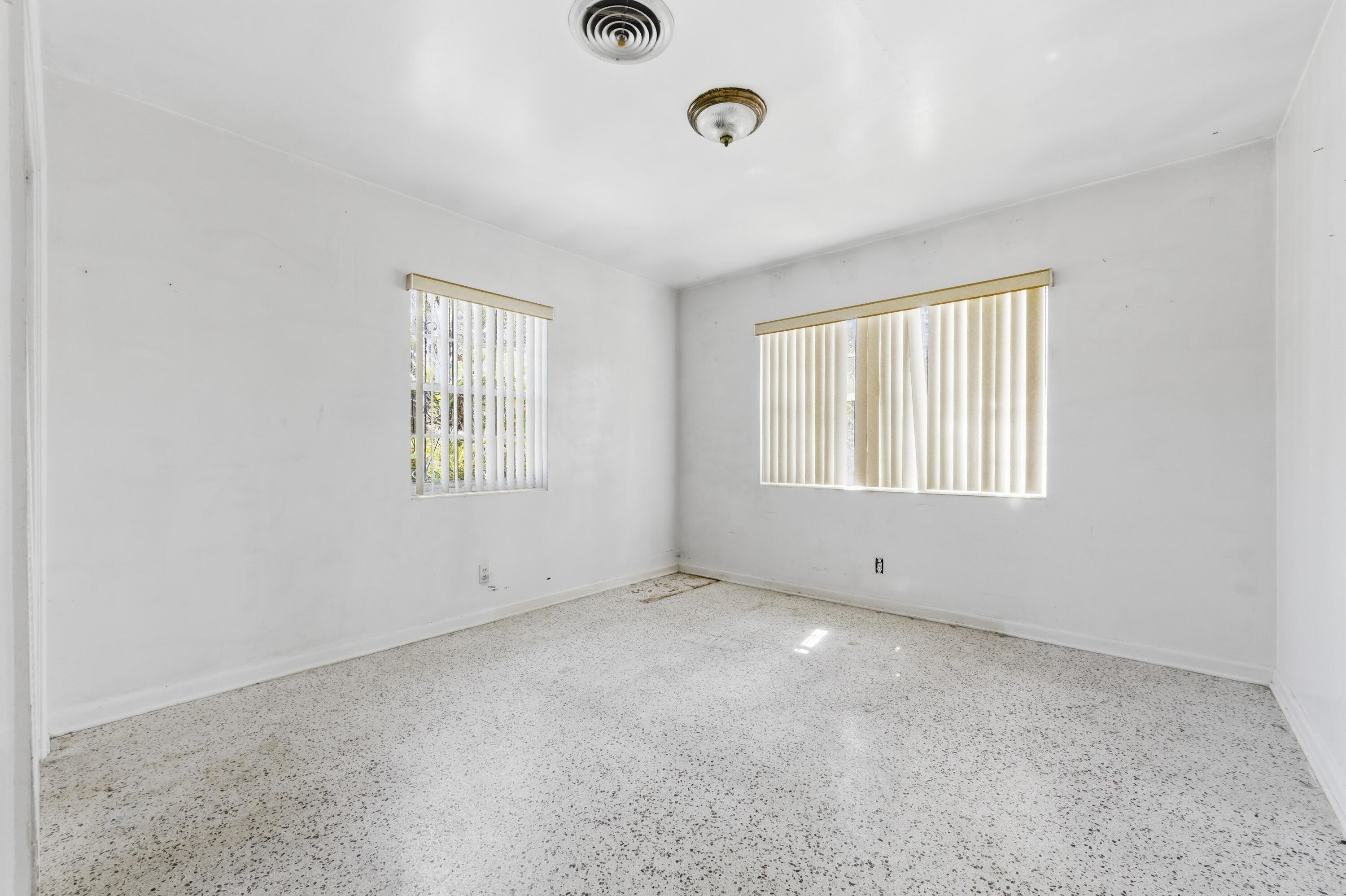 BELAIR WPB - Residential