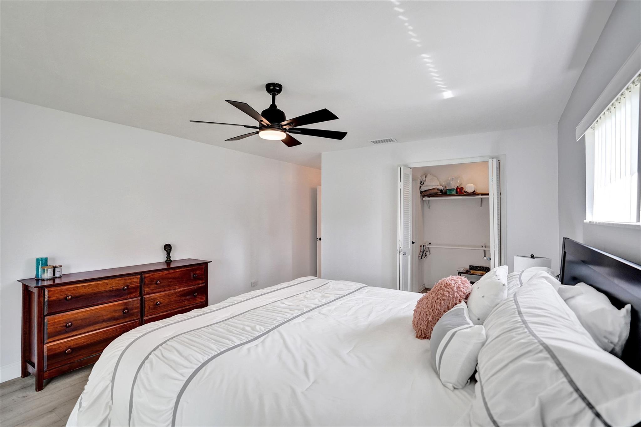 GREENTREE VILLAS CONDO - Residential Lease