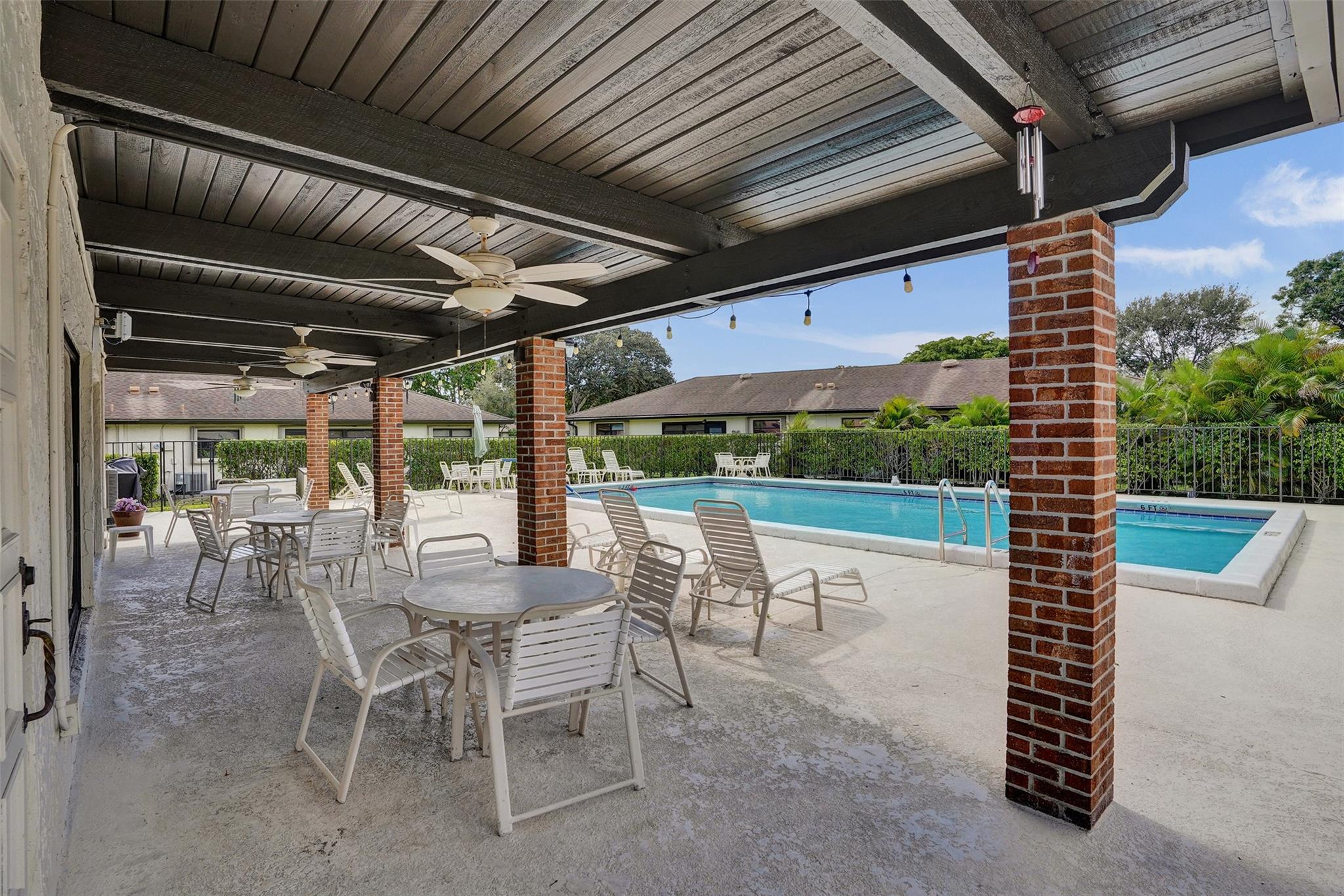 GREENTREE VILLAS CONDO - Residential Lease