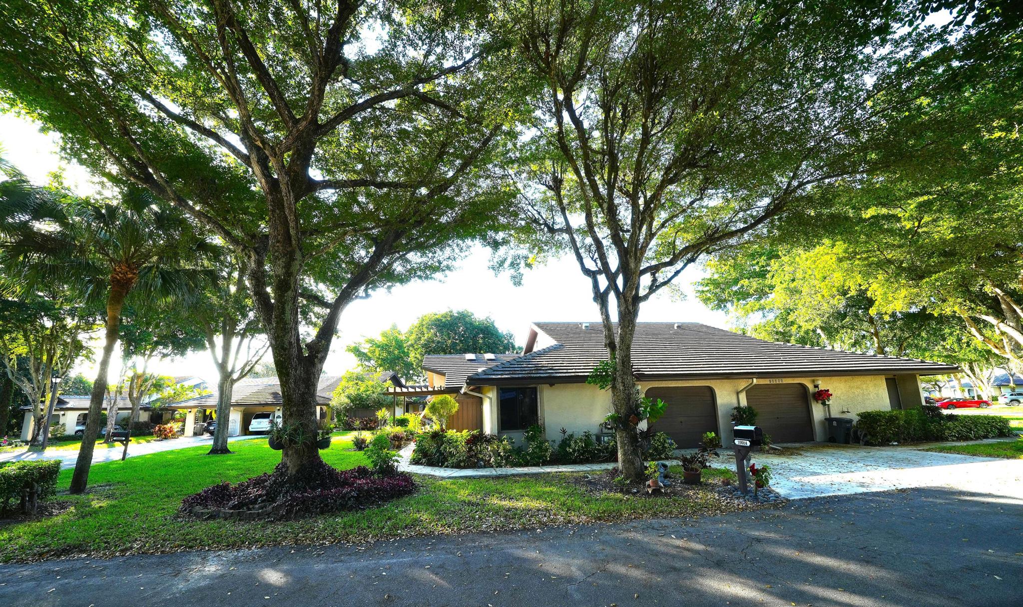 CEDAR POINT 6 (Banyan Spr - Residential