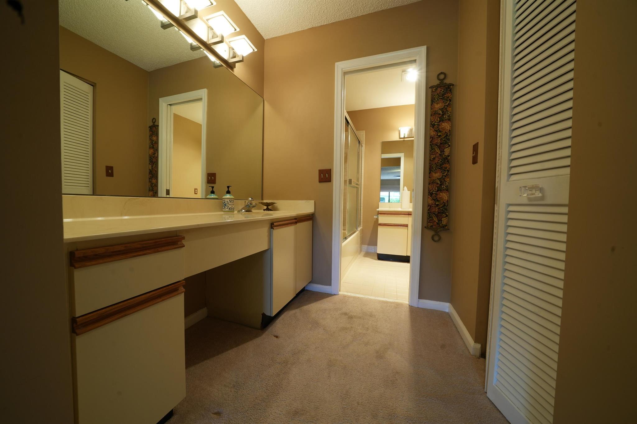 CEDAR POINT 6 - Residential