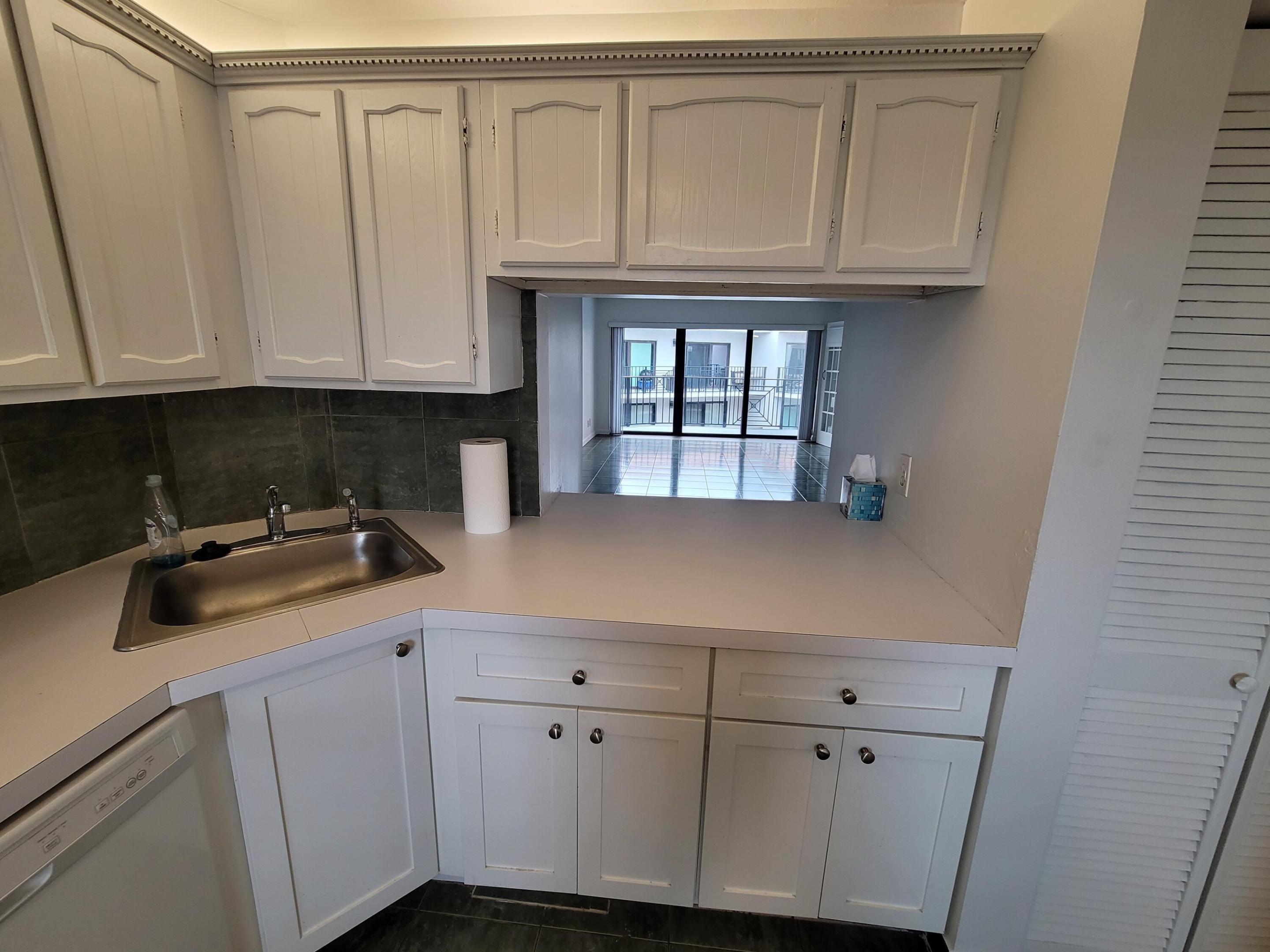 TRADEWINDS BY THE SEA CONDO - Residential