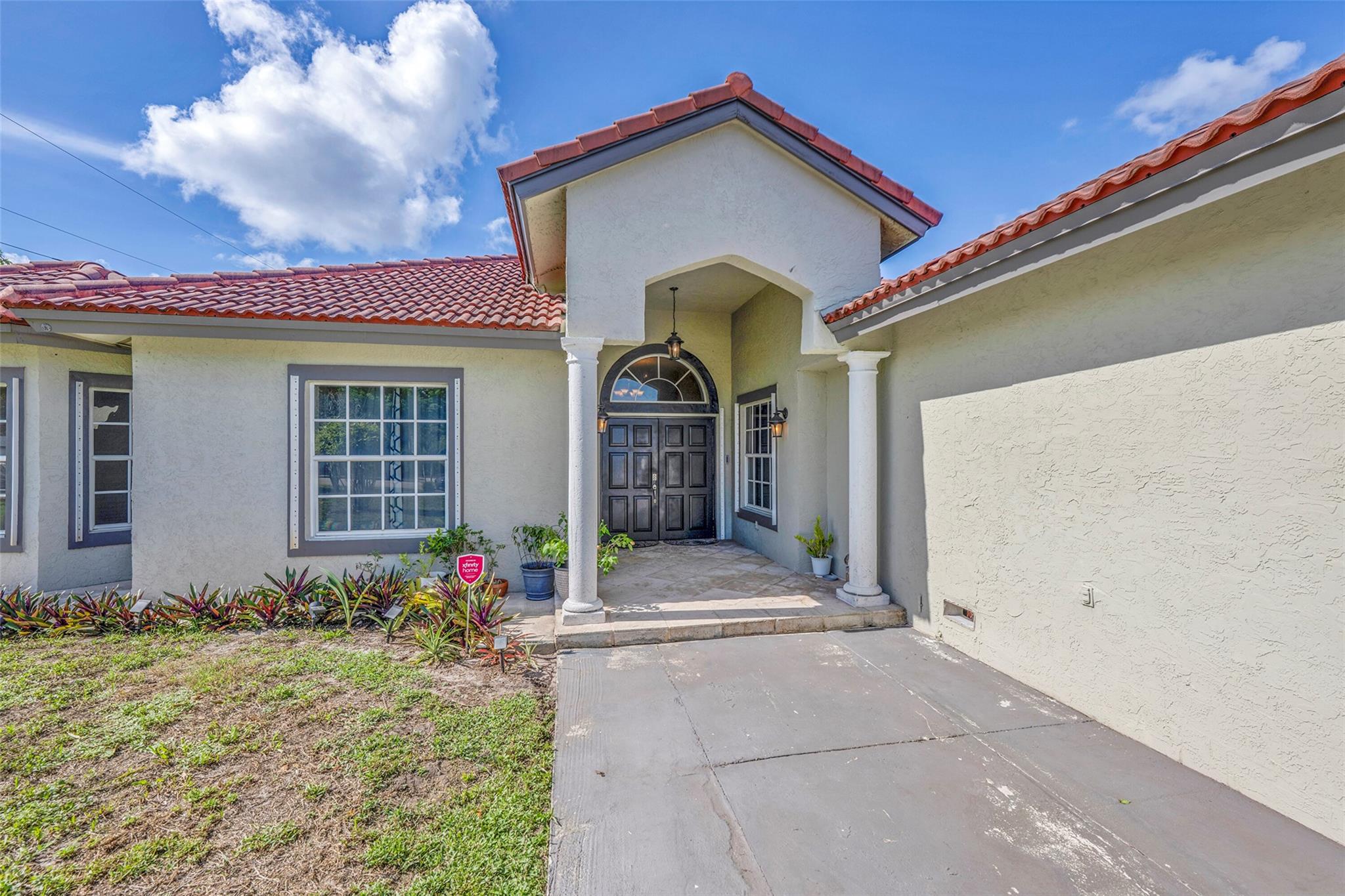 2351 NW 29th St
