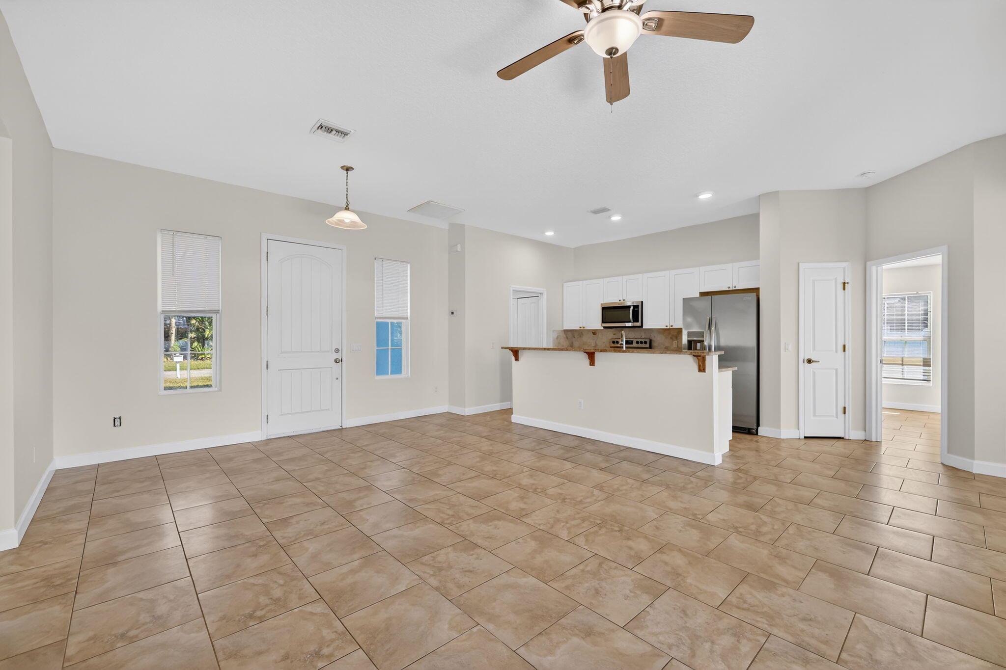 VERO BEACH HIGHLANDS - Residential Lease