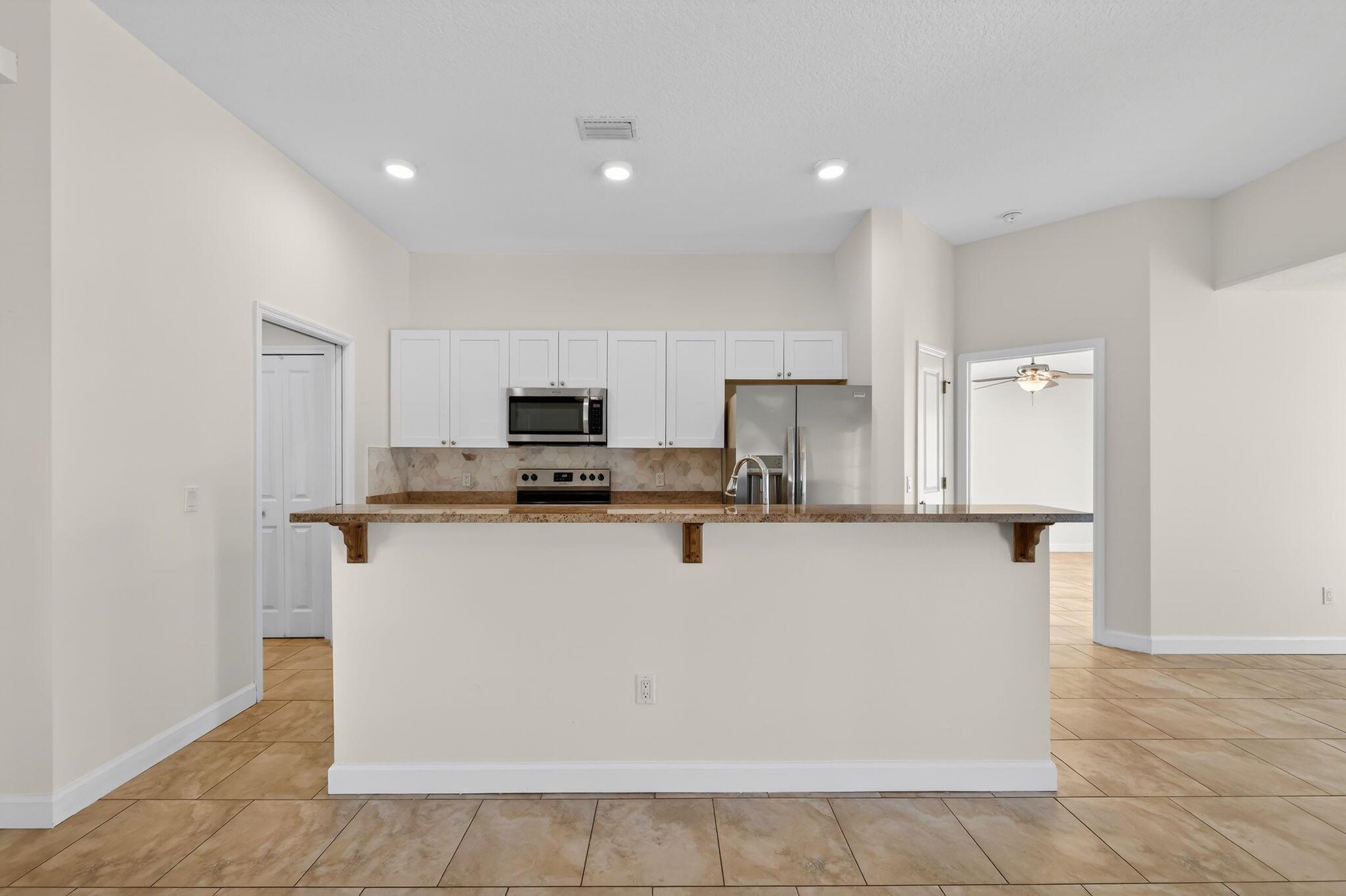 VERO BEACH HIGHLANDS - Residential Lease