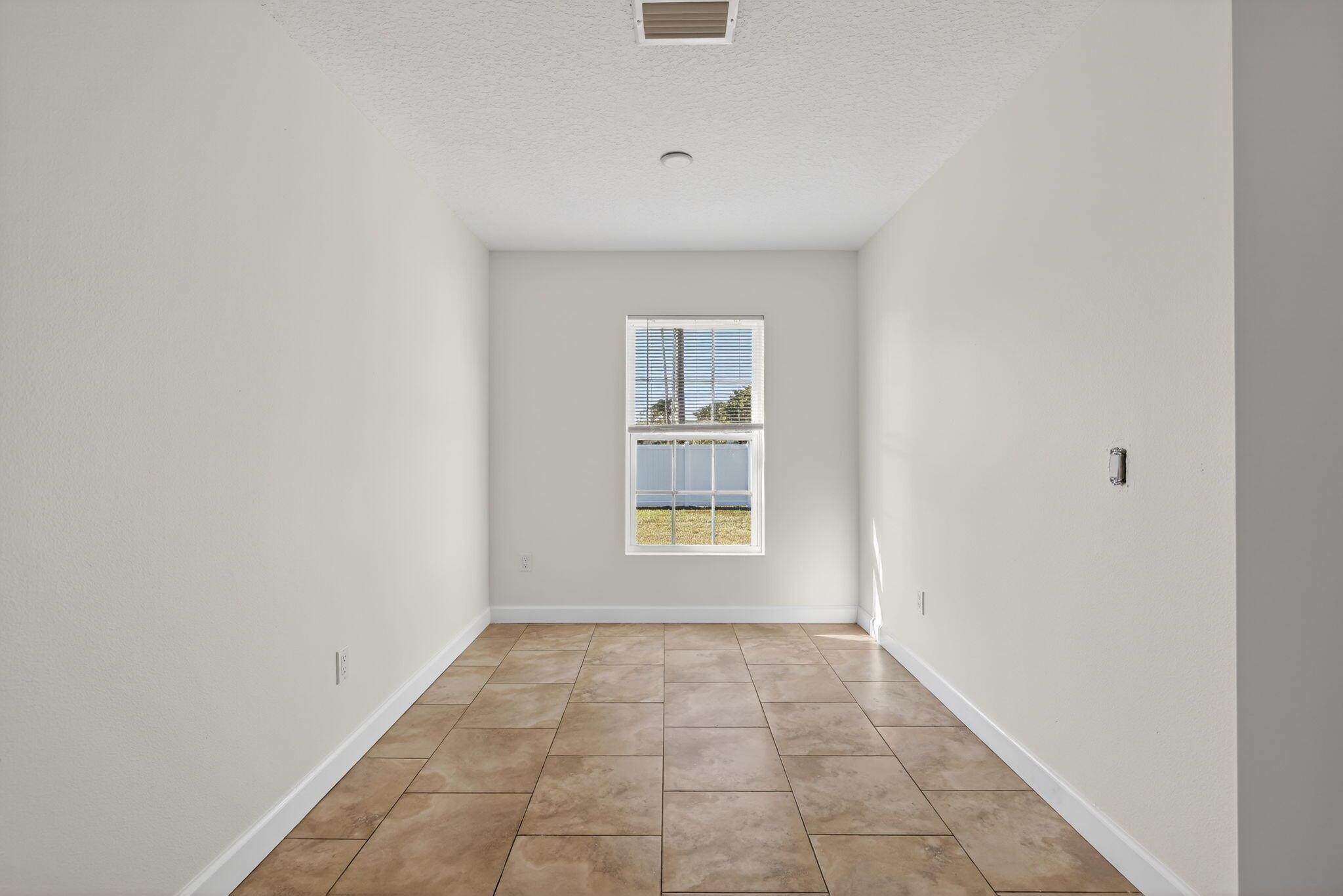 VERO BEACH HIGHLANDS - Residential Lease