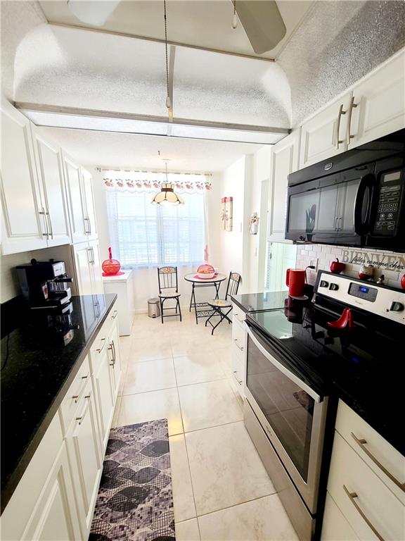 CYPRESS CHASE 11 - Residential