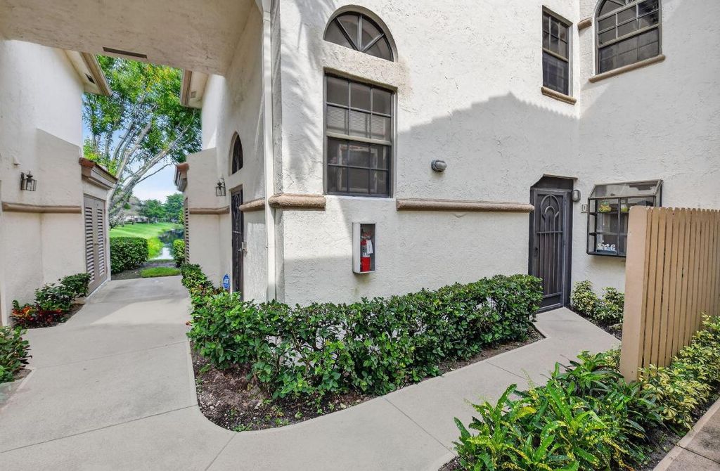 Photo of 5217 Brisata Circle #D, Boynton Beach, FL 33437 (MLS # R11123221)