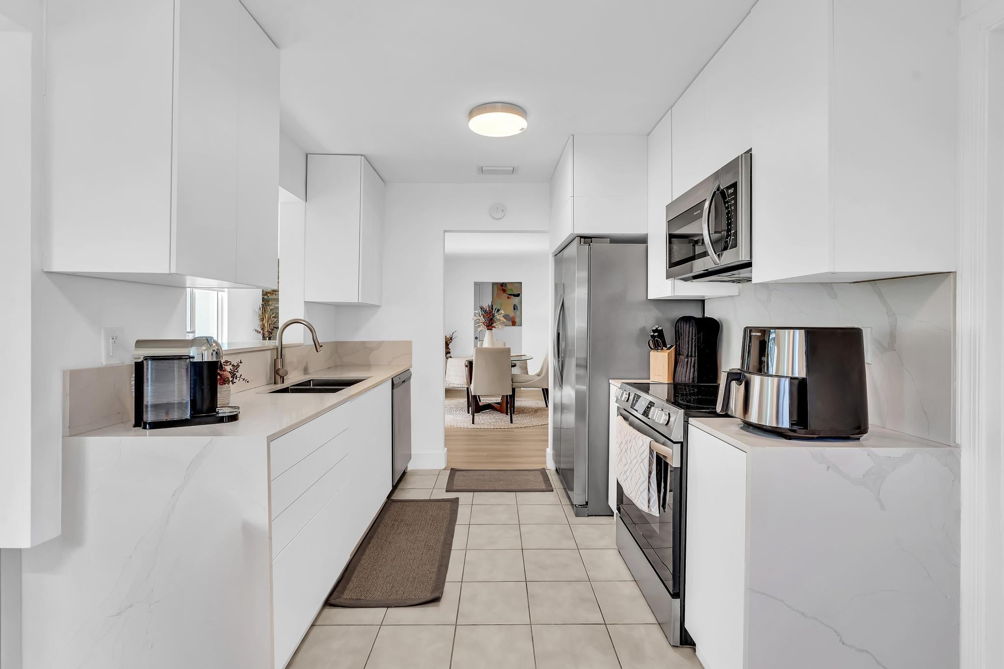 1530 NW 85TH Avenue