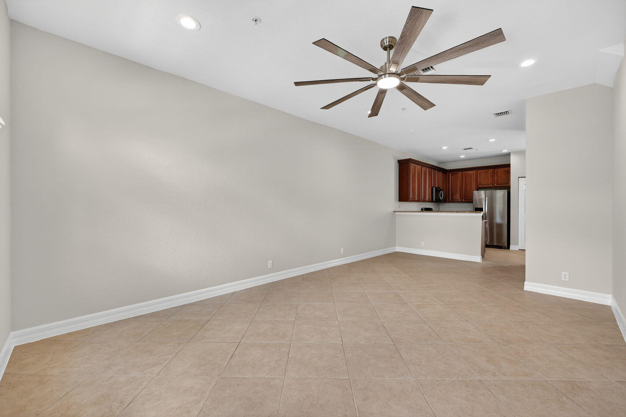 SANDPIPER COVE AT BOTANICA CONDO - Residential