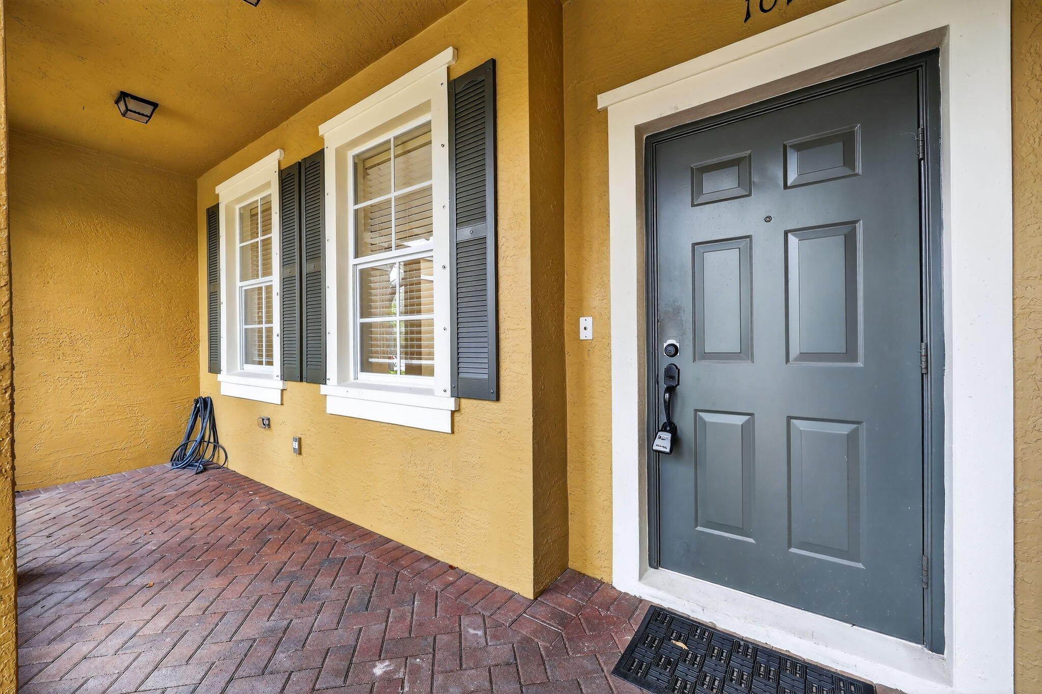 SANDPIPER COVE AT BOTANICA CONDO - Residential