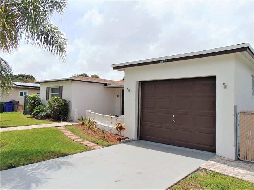 Beautiful 3 bedroom and 2 bath Pool/Waterfront Home in the City of Margate! Tile Floors Throughout. Kitchen Appliances less than 1yr old. Crown Molding. New Pool Pump and Filter. Rebuilt Jacuzzi. Insulated Garage Door.  Gorgeous Large Backyard Space with Pool, Jacuzzi, Tiki hut, 3 Large Sheds, Fruit trees, New Fence. On the water. Great space for entertaining with Family and Friends! Double wide Gates on Both sides of home for Boat, Car, RV etc. Speaker System, LED lighting and so much More! Some Furnishings in the home is negotiable for Sale. Beautiful 3 bedroom and 2 bath Pool/Waterfront Home in the City of Margate! Tile Floors Throughout. Kitchen Appliances less than 1yr old. Crown Molding. New Pool Pump and Filter. Rebuilt Jacuzzi. Insulated Garage Door.  Gorgeous Large Backyard Space with Pool, Jacuzzi, Tiki hut, 3 Large Sheds, Fruit trees, New Fence. On the water. Great space for entertaining with Family and Friends! Double wide Gates on Both sides of home for Boat, Car, RV etc. Speaker System, LED lighting and so much More! Some Furnishings in the home is negotiable for Sale.