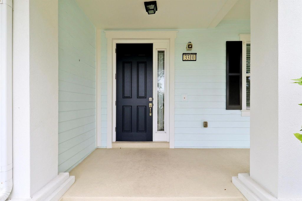 Photo of 3310 W Mallory Boulevard, Jupiter, FL 33458 (MLS # R11139329)